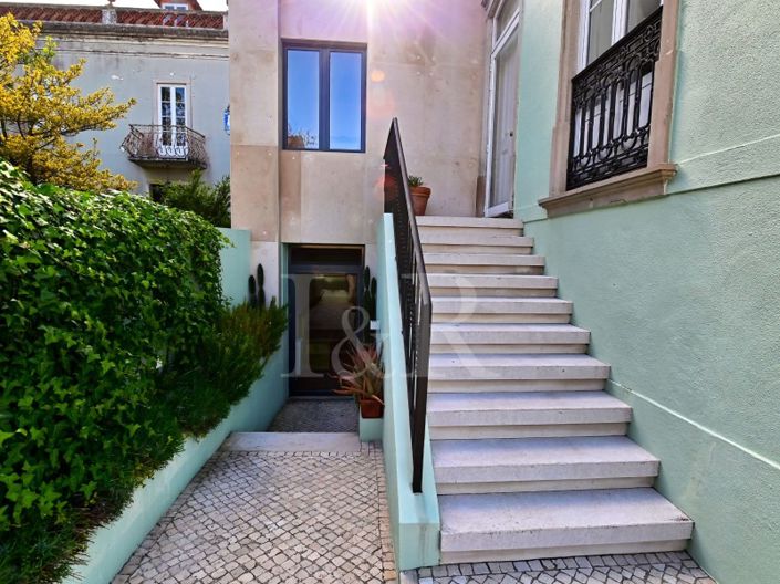 Image No.19-9 Bed House for sale