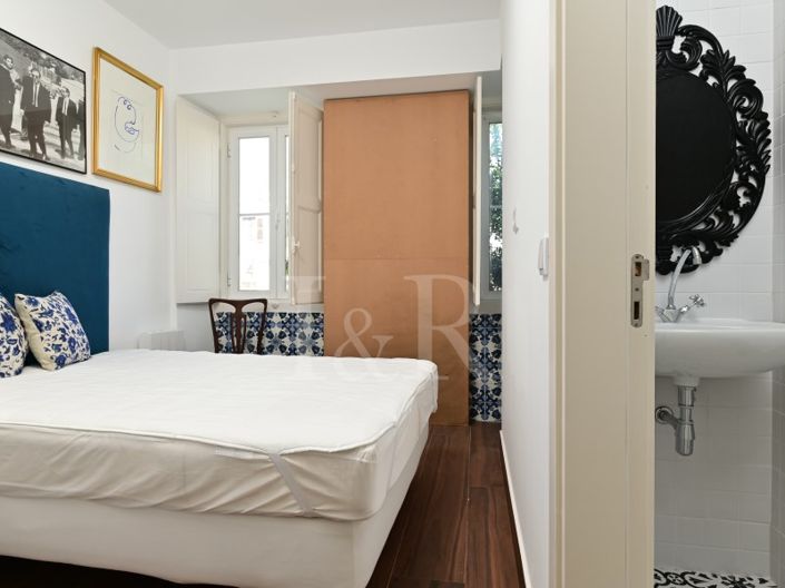 Image No.33-9 Bed House for sale