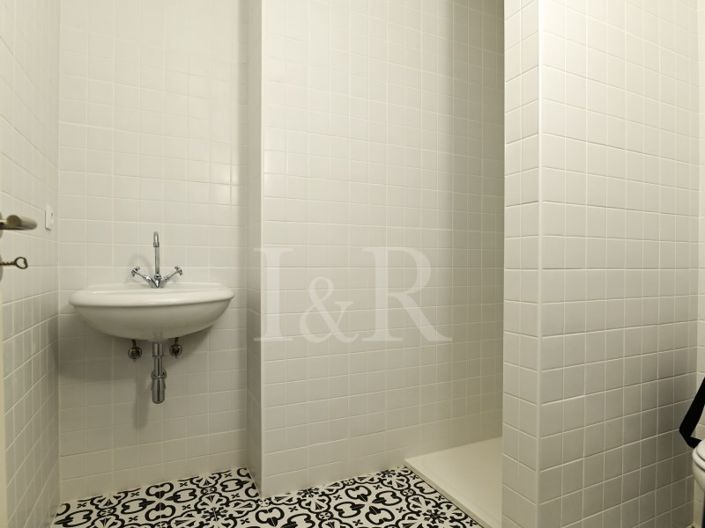 Image No.39-9 Bed House for sale