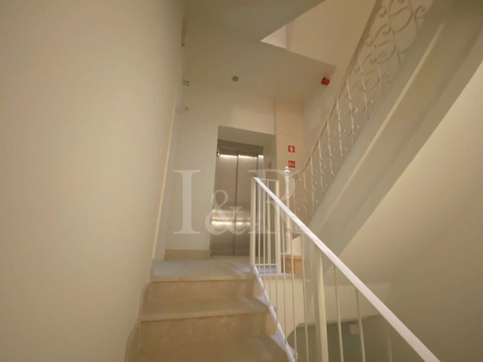 Image No.22-2 Bed Apartment for sale