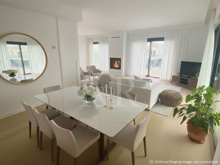 Image No.11-4 Bed Apartment for sale