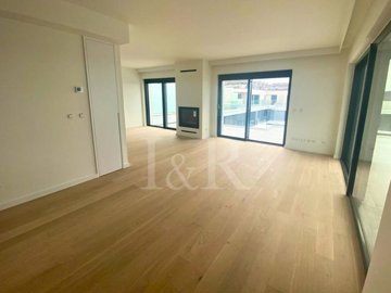 id72664101-0000-0500-0000-00001775d427