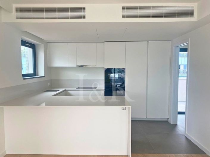 Image No.14-4 Bed Apartment for sale