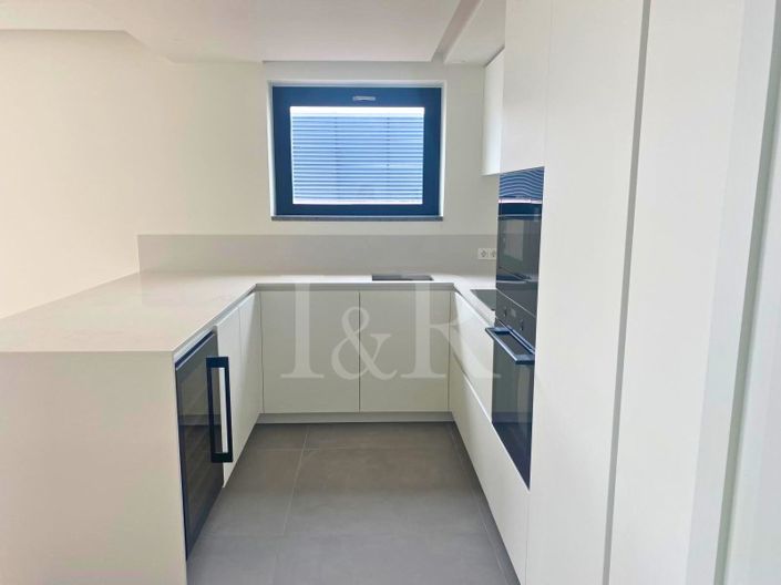 Image No.16-4 Bed Apartment for sale