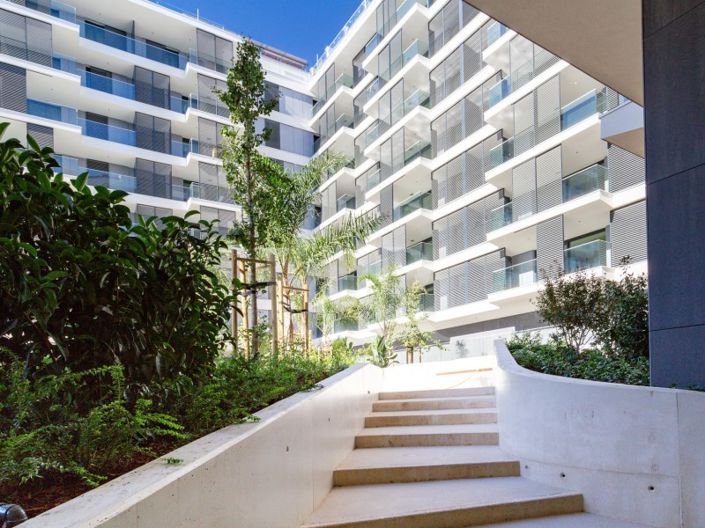 Image No.23-4 Bed Apartment for sale