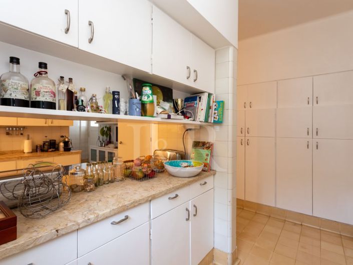 Image No.16-4 Bed House for sale