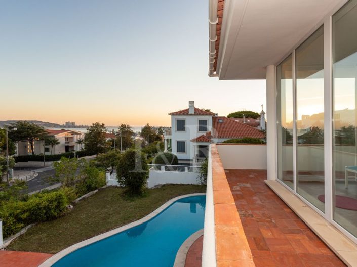 Image No.27-4 Bed House for sale