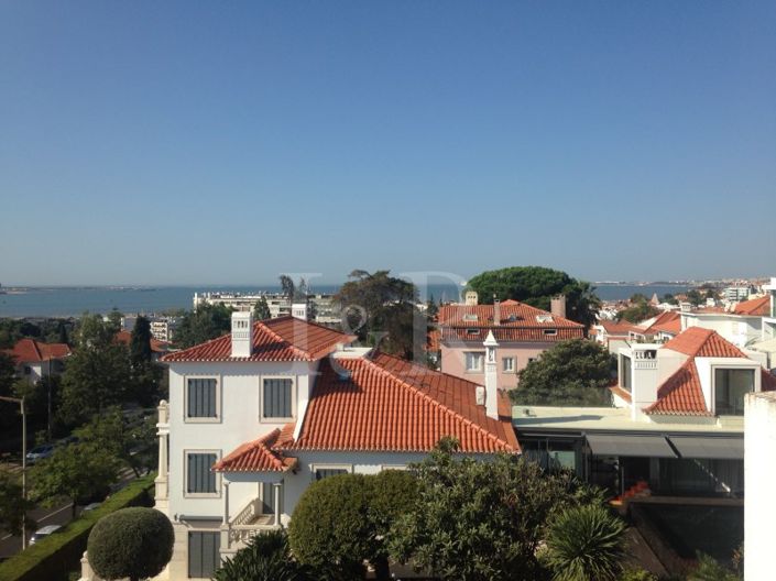 Image No.30-4 Bed House for sale