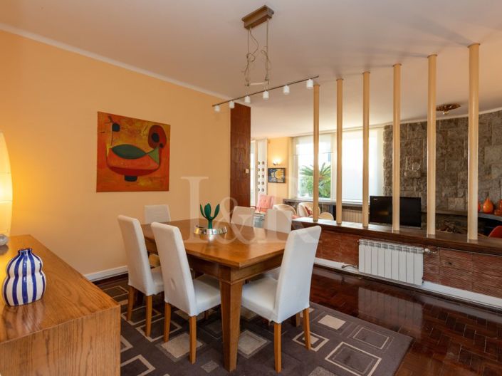 Image No.6-4 Bed House for sale