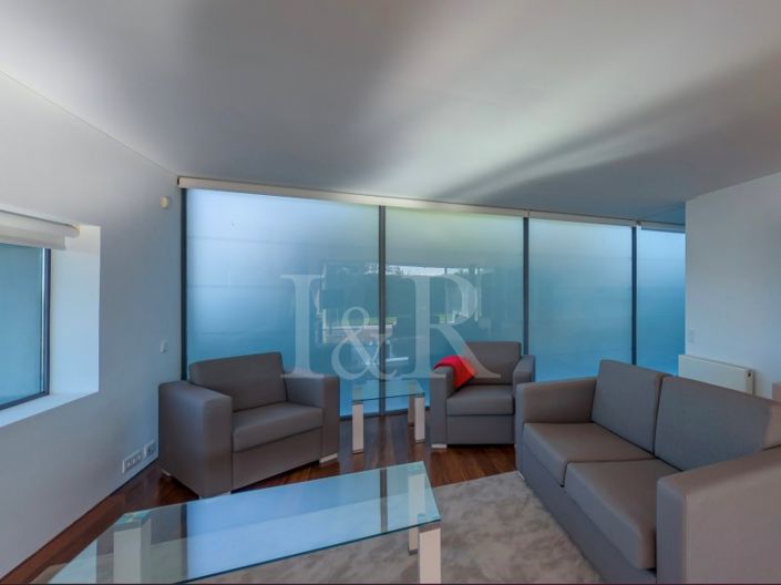 Image No.14-4 Bed House for sale