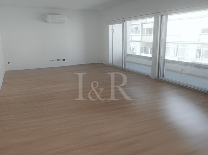 Image No.3-4 Bed Apartment for sale