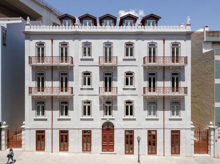 Image No.3-4 Bed Apartment for sale