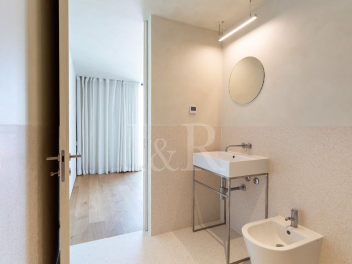 Image No.20-3 Bed Apartment for sale