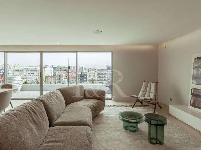 Image No.5-4 Bed Apartment for sale