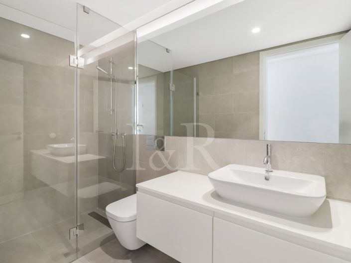 Image No.28-4 Bed Apartment for sale