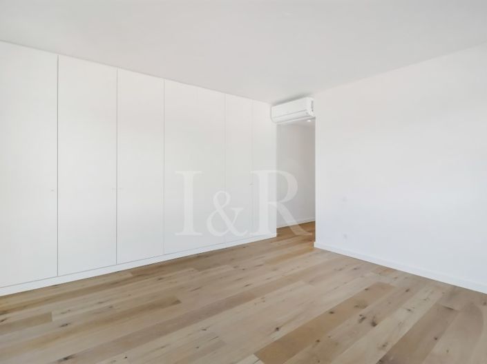 Image No.28-4 Bed Apartment for sale