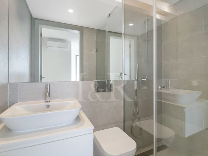 Image No.37-4 Bed Apartment for sale