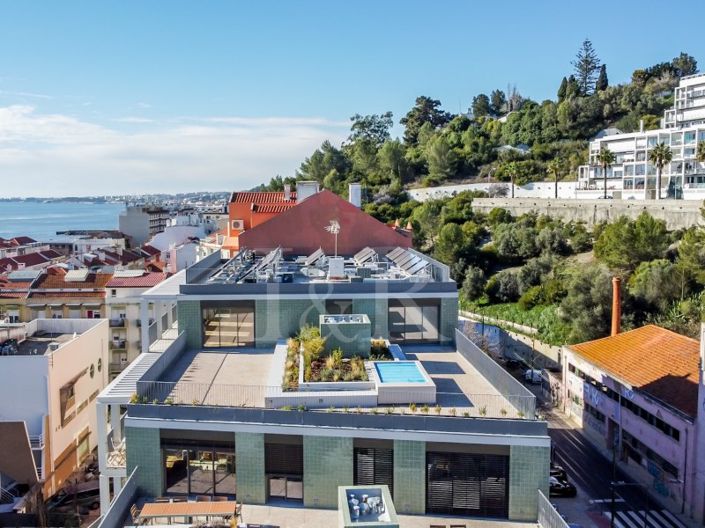 Image No.38-4 Bed Apartment for sale