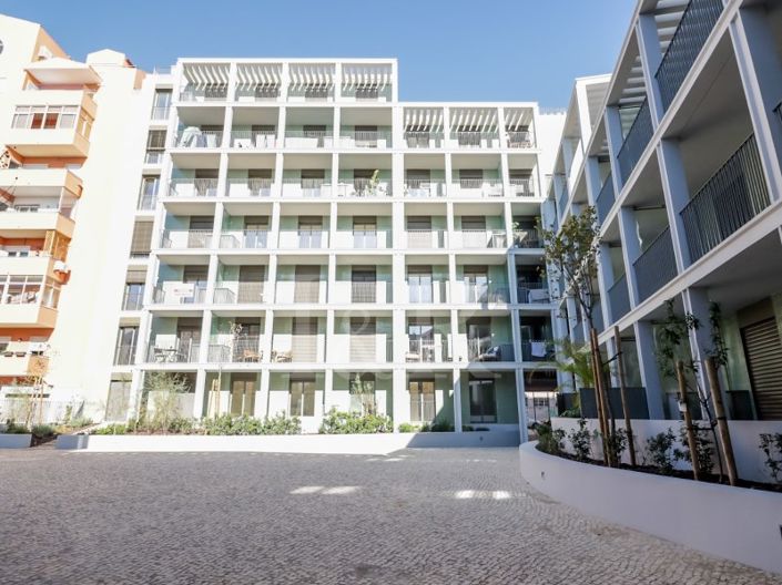 Image No.45-4 Bed Apartment for sale