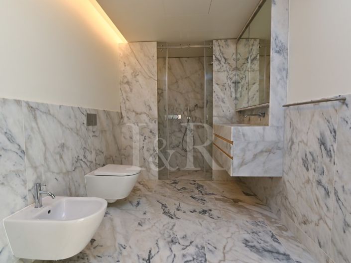 Image No.11-4 Bed Apartment for sale