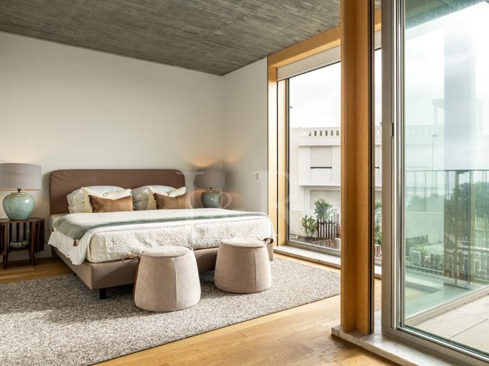 Image No.25-4 Bed Apartment for sale