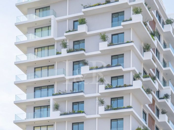 Image No.17-3 Bed Apartment for sale