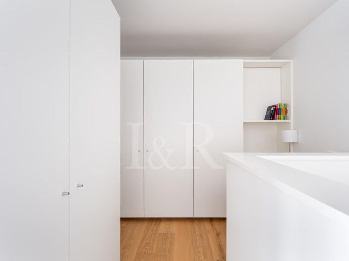 Image No.10-1 Bed Apartment for sale