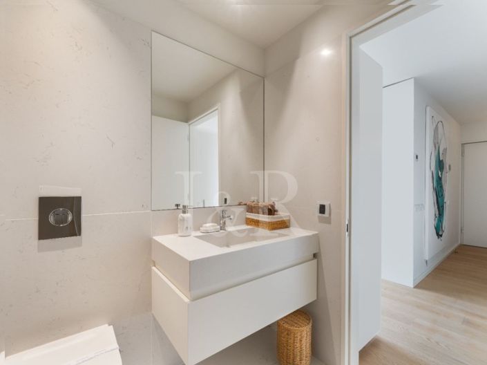 Image No.9-1 Bed Apartment for sale