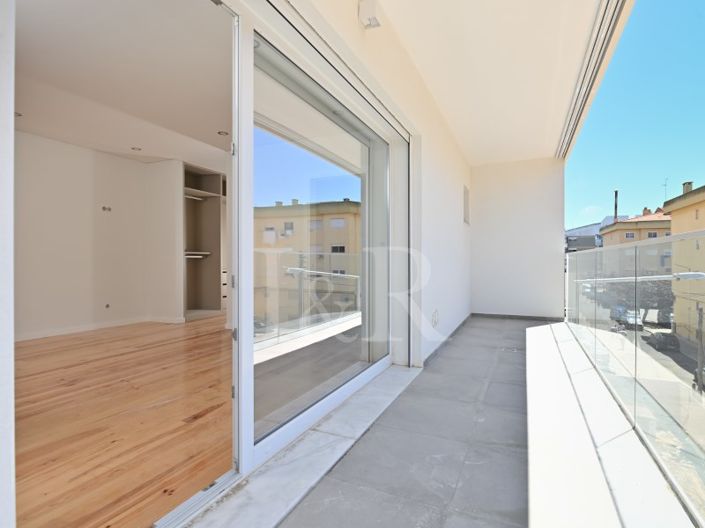 Image No.1-3 Bed Apartment for sale