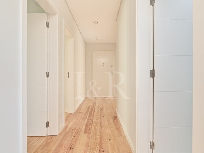 Image No.13-3 Bed Apartment for sale