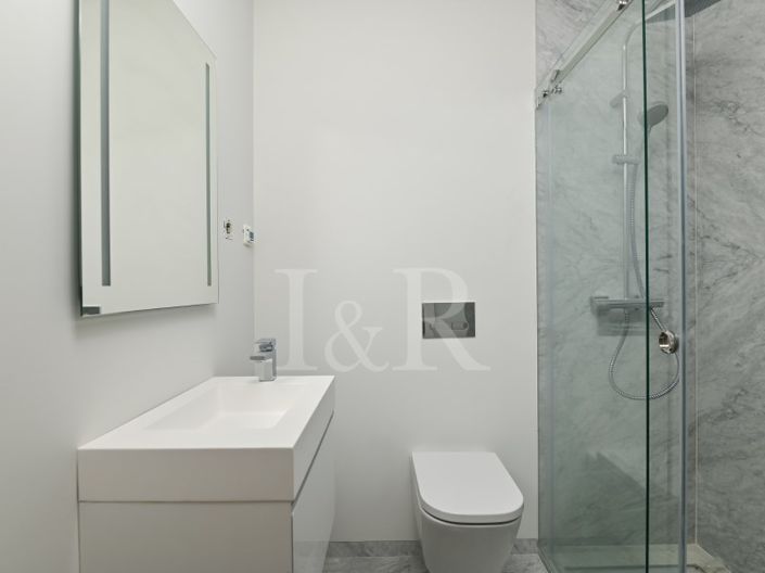 Image No.17-3 Bed Apartment for sale