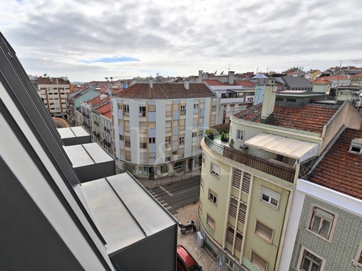 Image No.25-3 Bed Apartment for sale