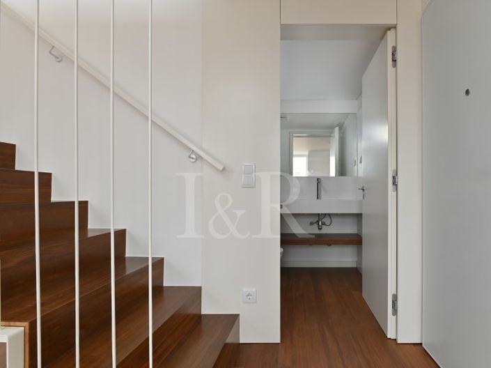 Image No.9-3 Bed Apartment for sale