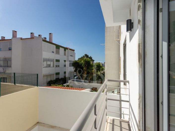 Image No.19-3 Bed Apartment for sale