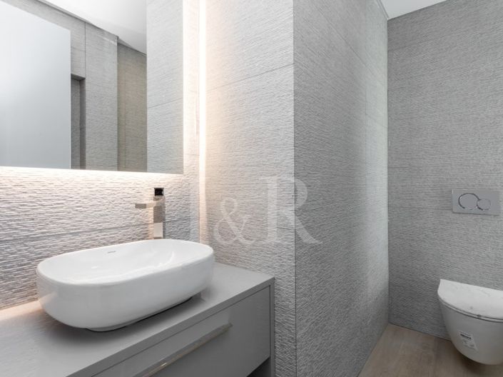 Image No.23-3 Bed Apartment for sale