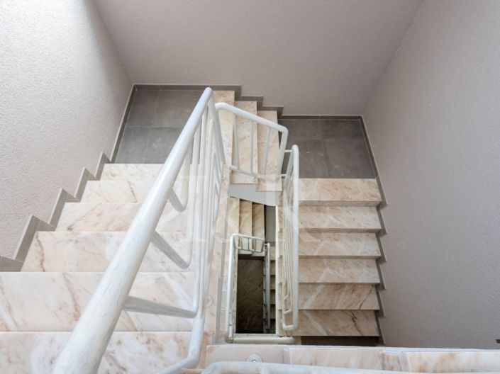 Image No.28-3 Bed Apartment for sale