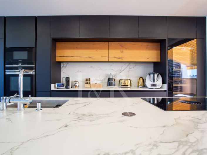 Image No.18-4 Bed Apartment for sale