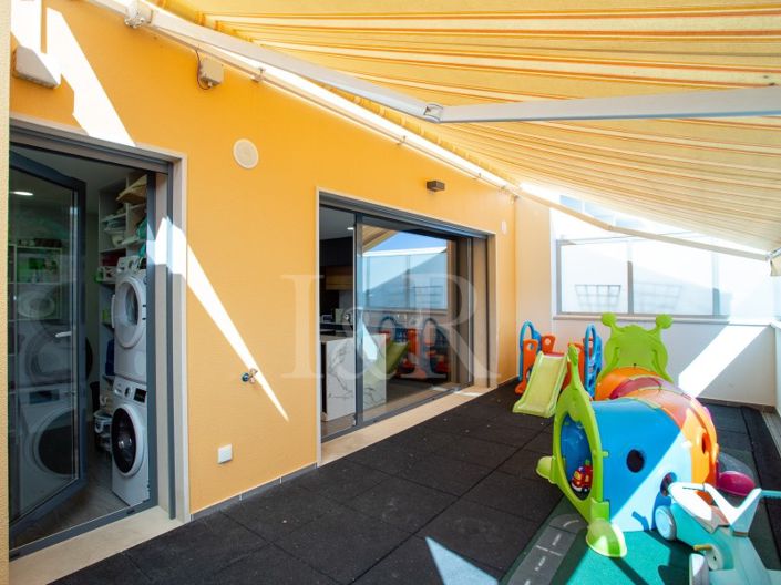 Image No.20-4 Bed Apartment for sale