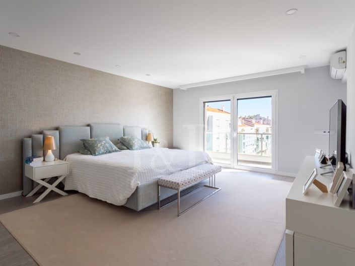 Image No.32-4 Bed Apartment for sale