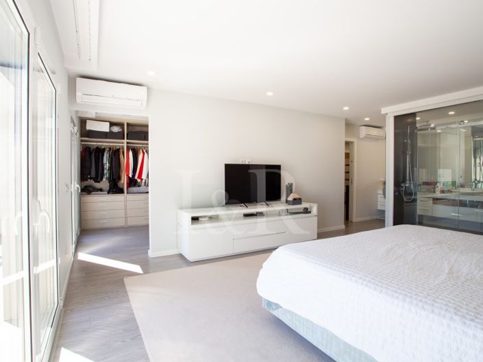 Image No.37-4 Bed Apartment for sale