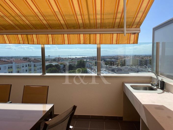 Image No.44-4 Bed Apartment for sale