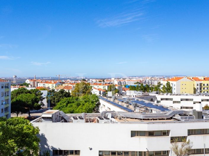 Image No.49-4 Bed Apartment for sale