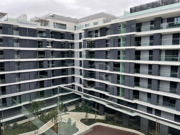 Image No.18-4 Bed Apartment for sale