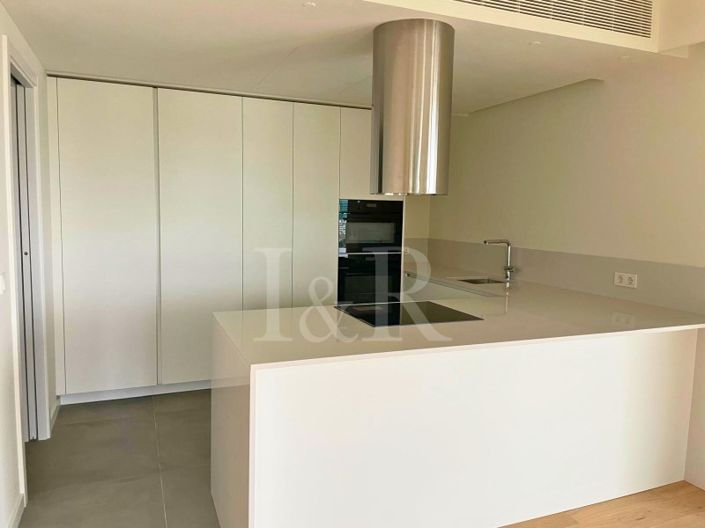 Image No.5-4 Bed Apartment for sale