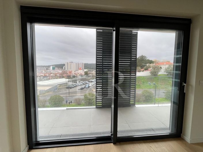 Image No.7-4 Bed Apartment for sale