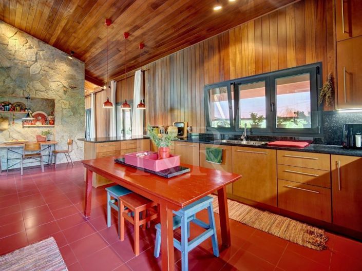 Image No.18-3 Bed House for sale