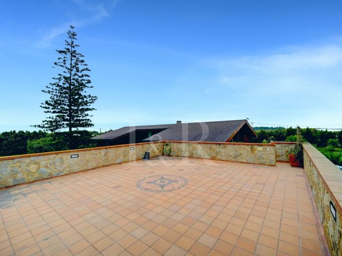 Image No.38-3 Bed House for sale