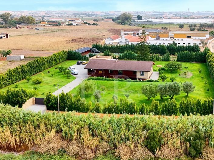 Image No.42-3 Bed House for sale