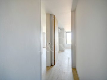 iddba6b501-0000-0500-0000-000017cde73c