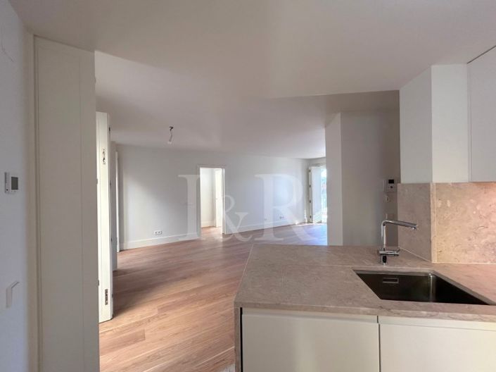 Image No.8-1 Bed Apartment for sale